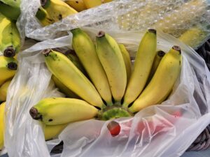 バナナの色付けとは？バナナ室（ムロ）の仕組みと品質管理を解説